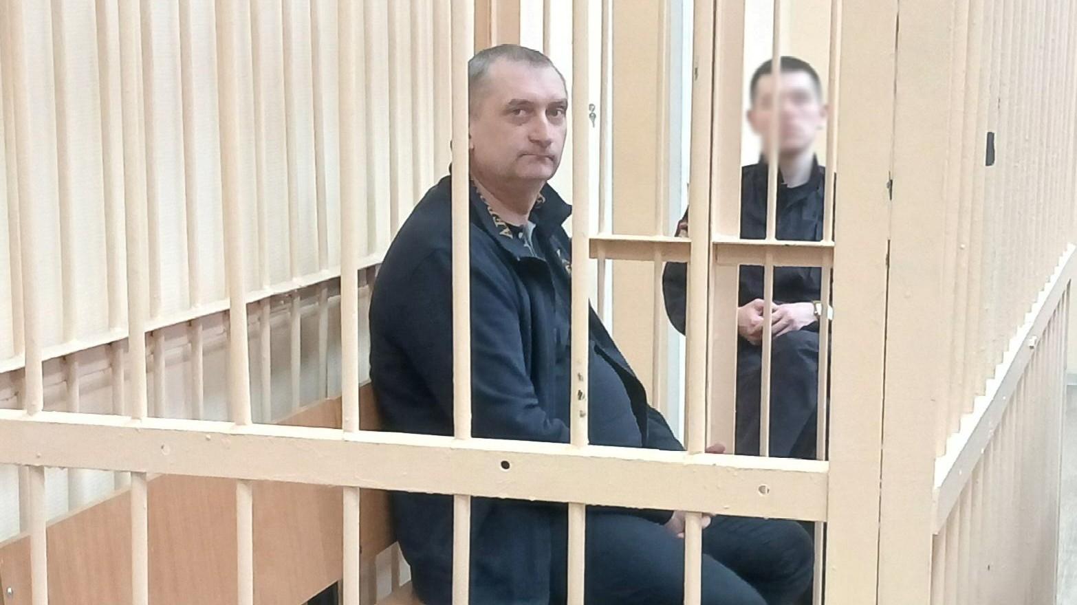 В Архангельске осудили экс-депутата Госдумы: он продавал машины по сниженной цене