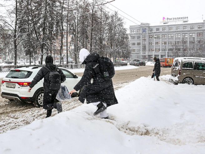 В Нижнем Новгороде из-за предстоящих снегопадов могут образоваться сугробы. | Источник: Наталья Бурухина / NN.RU