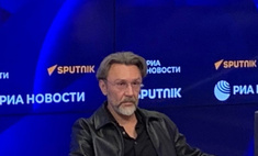 Шнуров: «Пугачева, как заслуженный человек, может делать что угодно. Кто мы такие, чтобы корить ее?»