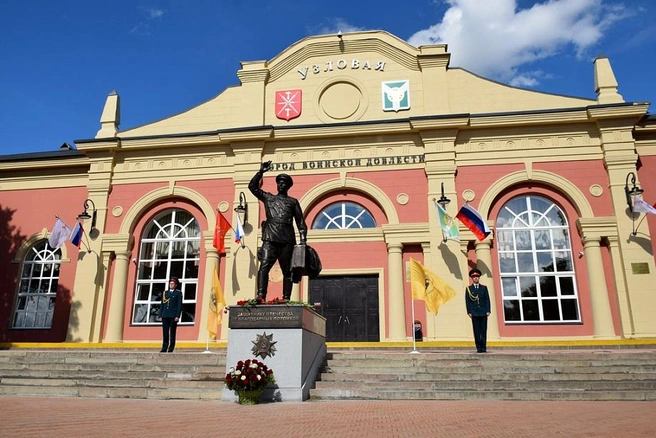 Железнодорожный вокзал в городе очень красивый и аккуратный | Источник: пресс-служба администрации Узловой