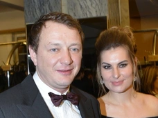 Ирина Лобачева: «Бывшая жена Башарова постоянно требует у него денег»