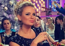Анна Семенович отметила Новый год раньше срока