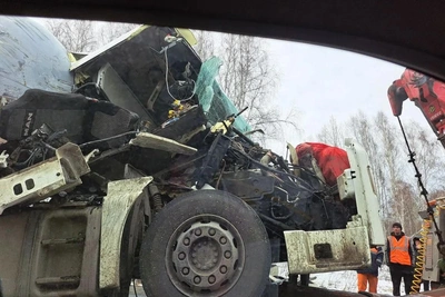 Авария фур под Болотным заблокировала трассу