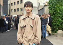 Свыше 1000 фотографий Ким Чону из NCT с показа Tod’s, весна-2025, взорвали интернет