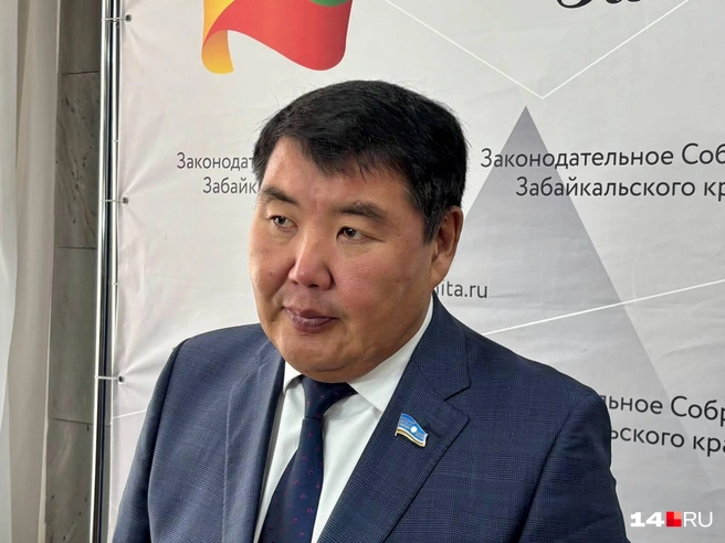 Алексей Еремеев считает, что семьи Якутии должны получать по миллиону за третьего и последующих детей | Источник: Артем Стромилов / CHITA.RU