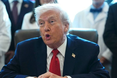 Трамп заявил об 'идеальном' здоровье, отрицая слухи