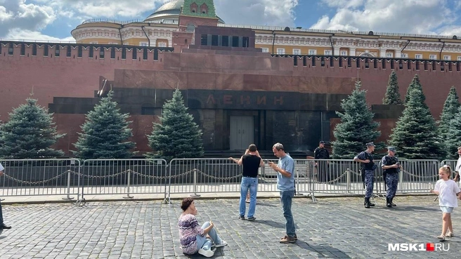 Рассказываем, как будет работать мавзолей | Источник: Иван Богданов / MSK1.RU