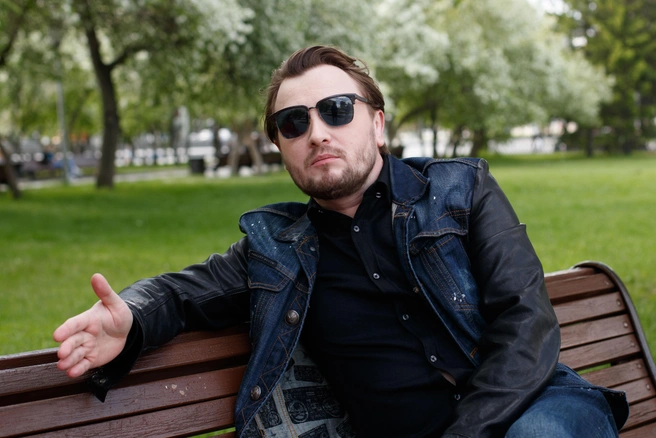В 18 лет Кадони превратился из Вити во Влада и пришел на «Битву экстрасенсов». Теперь жалеет | Источник: Андрей Бортко / NGS.ru