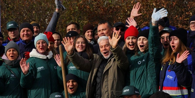 По приезде в Красноярск Олег Михайлович посетил площадку энергетиков | Источник: ТГК-13