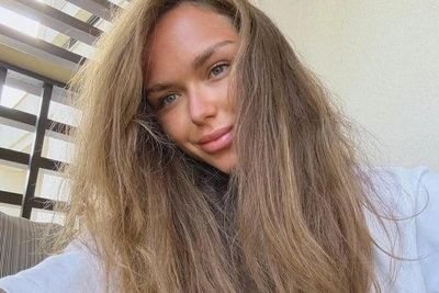 Ей хоть потоп: исхудавшая Стеша Маликова позирует в бикини в Дубае, наплевав на обстрелы