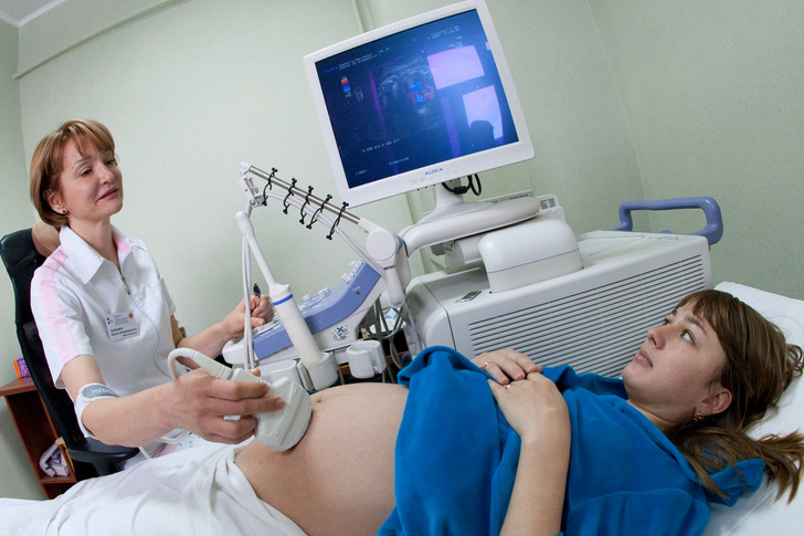 Отмена третьего УЗИ, ЛОРа и не только: в России сократили список обязательных медпроцедур для беременных