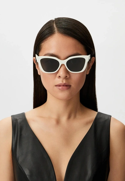 Очки Miu Miu