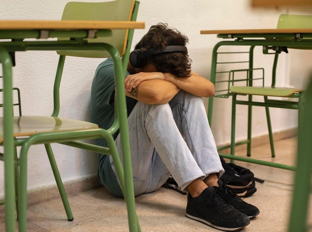 В Ташкенте завуч избила ученика на уроке русского языка. Россия запросила разъяснения, власти Узбекистана призвали РФ заниматься своими внутренними делами