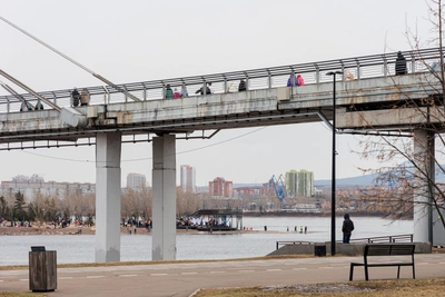 В Туле перекрыли проезд под Зареченским мостом