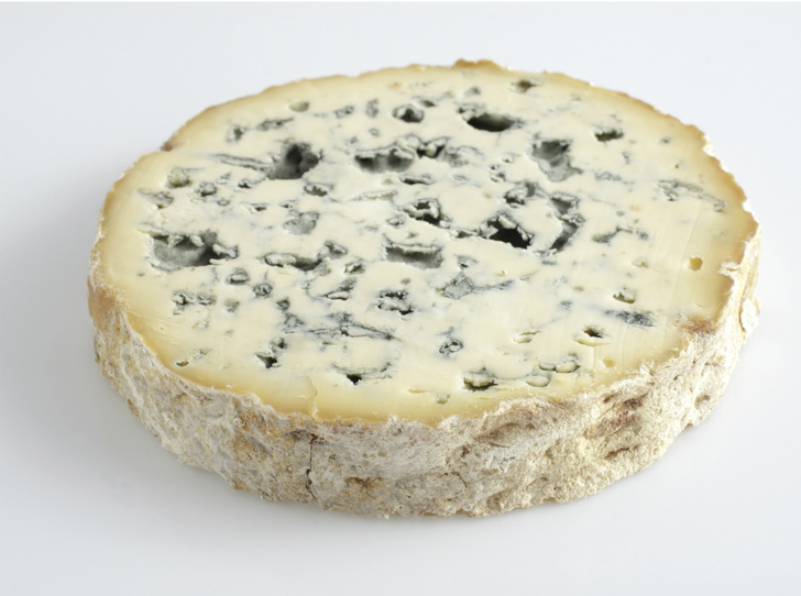 Фото №3 - Рецепт недели: запеченный сыр Фурм-д’Амбер с грушами и креветками