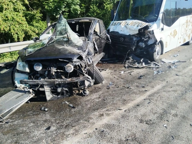 Шесть человек пострадали в ДТП с пассажирским автобусом под Новороссийском | Источник: МВД Кубани