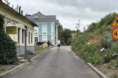 Олег Болоховец оценил качество ремонта дорог по программе общественных инициатив