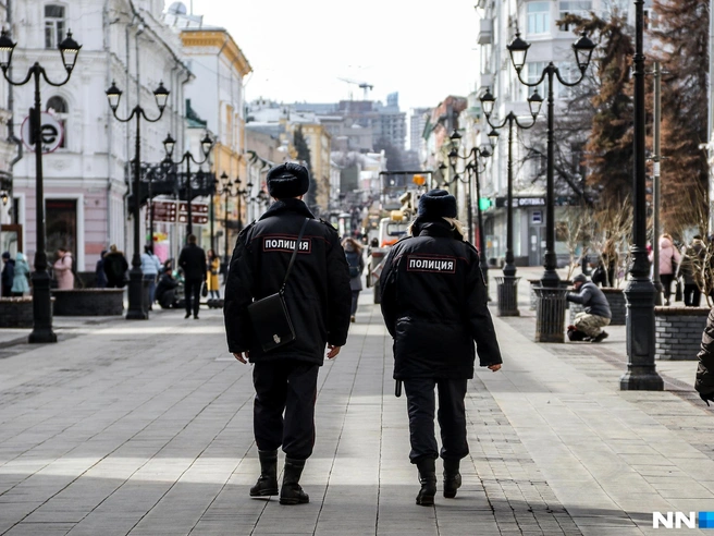 Подростки нередко попадаются пьяными в общественных местах | Источник: Наталья Бурухина / архив NN.RU