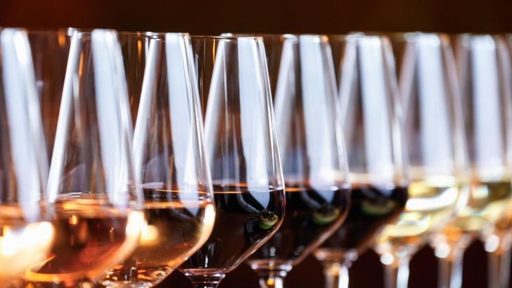 Бокал для настроения: как правильно пить и различать сорта вин
