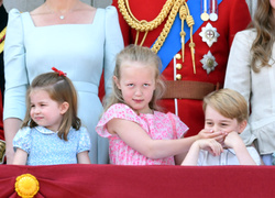 Кто эта девочка, затмившая принца Джорджа и принцессу Шарлотту