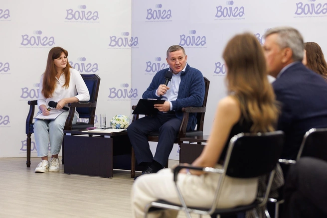 Губернатор честно прокомментировал студенческий проект | Источник: Алексей Волхонский / V1.RU