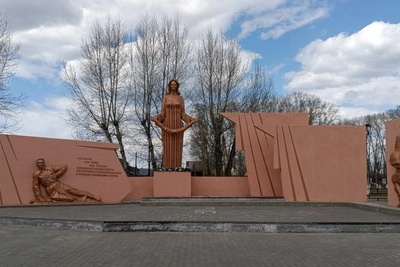 В Зиме водитель «Жигулей» проехал по Мемориалу Славы