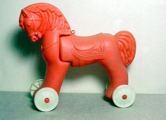 Советские игрушки: во что играли в детстве, необычные игрушки, что понравится современным детям