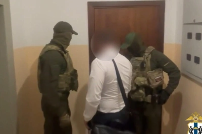 Экс-налоговиков в Новосибирске арестовали за разглашение тайны