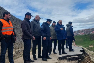 В Дагестане обследуют дороги, повреждённые оползнями