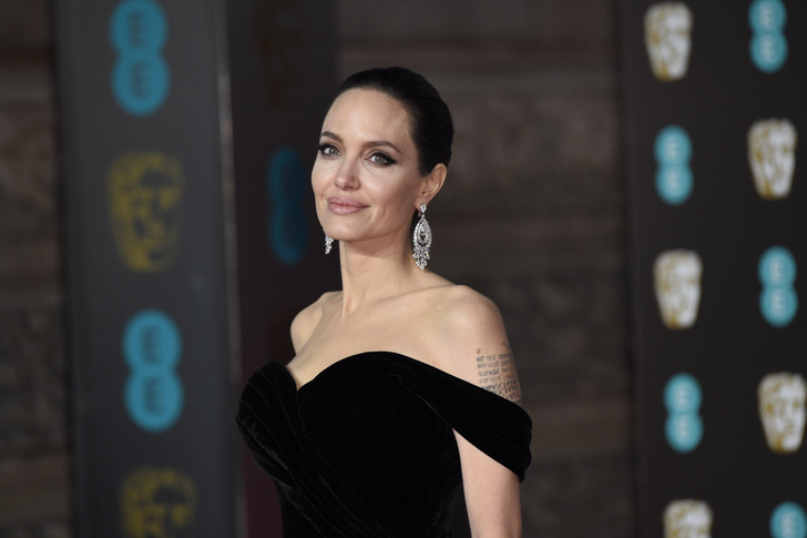 Анджелина Джоли стала новой звездой Бродвея