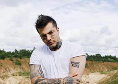 Решились даже Волочкова и Джигурда: полный список участников «Звезд под капельницей», в котором лечат от зависимостей