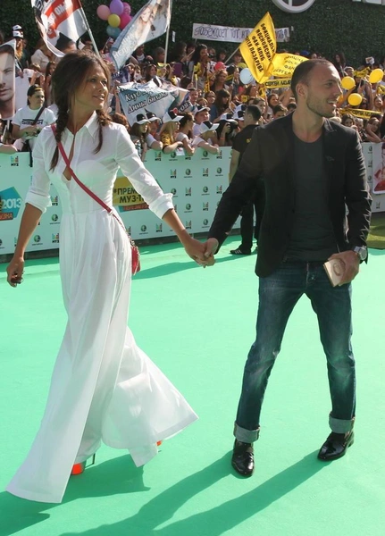 Официально о романе ведущие не объявляли