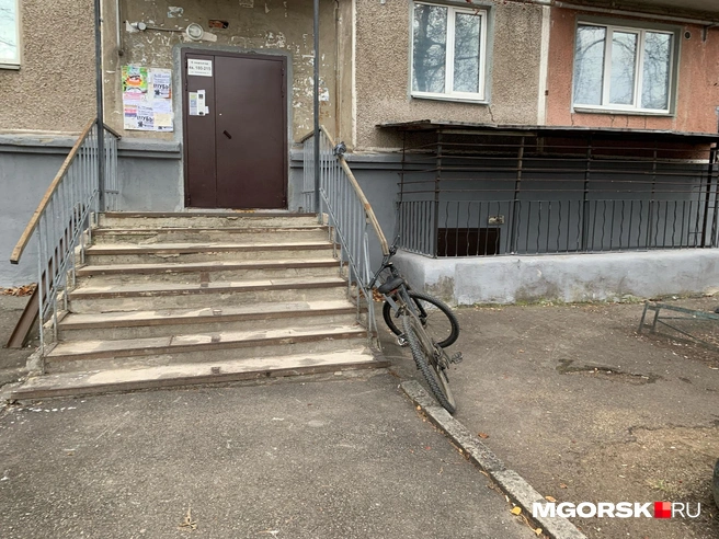 Но никаких следов присутствия следователей тут не видно | Источник: Анна Лялькова / MGORSK.RU