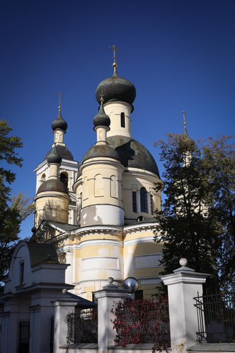 Архитектурные прогулки по Москве: гид по Лефортово