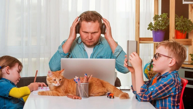 Ученые обнаружили, что неспособность работать в шуме связана с высоким интеллектом