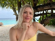 «Заинтересовала даже Рианну»: Лена Перминова опубликовала переписку со звездой