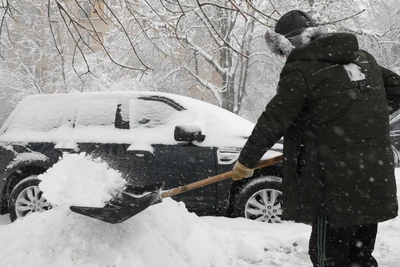 Стоимость откапывания автомобиля из-под снега в Петербурге