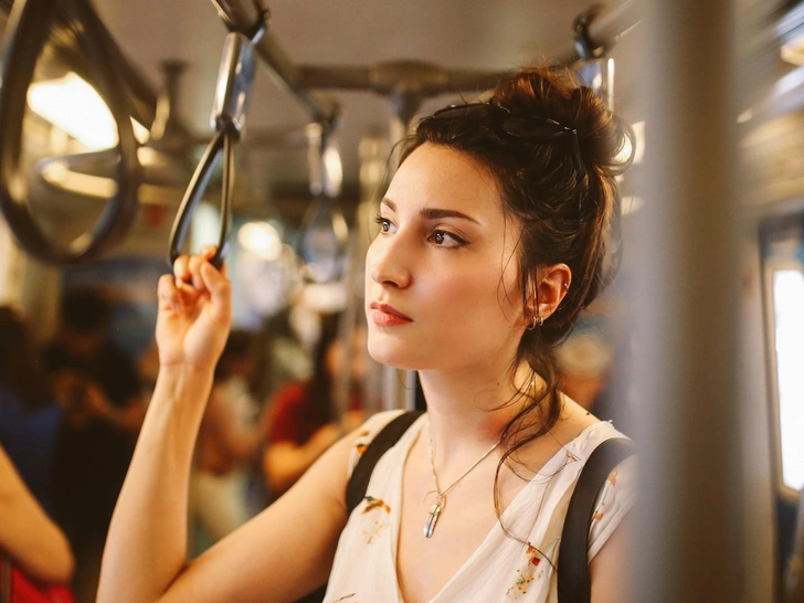 8 неочевидных признаков, что вы тратите свою жизнь впустую | marieclaire.ru