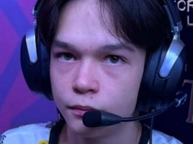 С 6 лет Алан живет за границей | Источник: dota2.ru