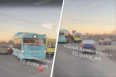 Автобус столкнулся с автомобилем в Архангельске