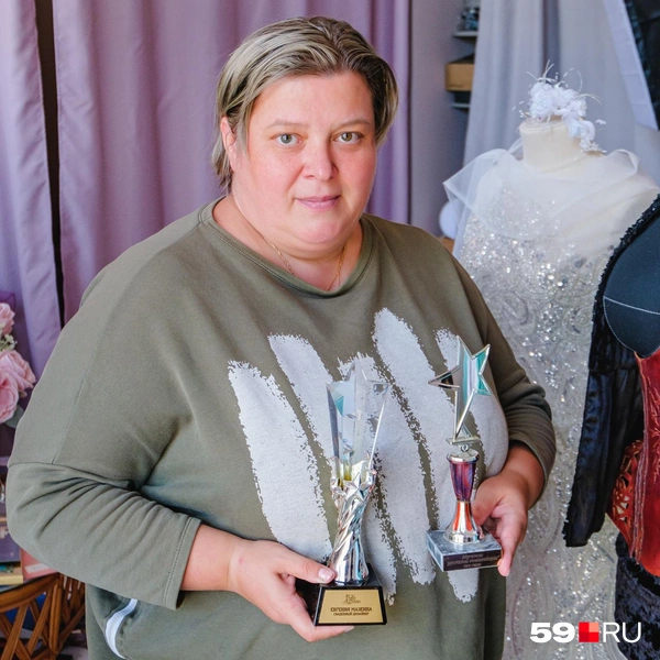 У Евгении немало наград | Источник: Тимофей Калмаков / 59.RU