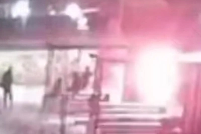 Две компании устроили разборки с ракетницами в Челябинске