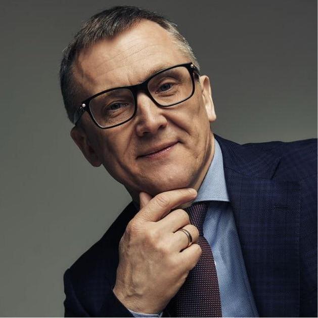 <p>Эдуард Богданов </p>