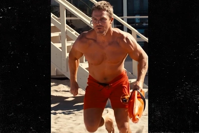 Brooks Nader и Livvy Dunne в первом тизере перезапуска «Baywatch»