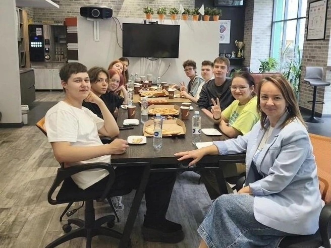 Программа «СВЕТлое будущее УЭС» ориентирована на формирование у подростков первичных профессиональных компетенций | Источник: «Уралэнергосбыт»