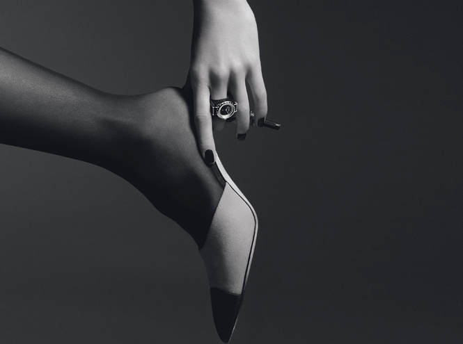Часы как искусство: модель Chanel провозглашает fashion-революцию
