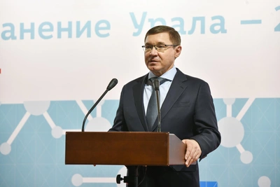 Якушев призвал усилить безопасность в школах Югры