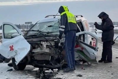 Пациент из ДТП с санитарным автомобилем остается в тяжелом состоянии