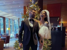 Уже горько! Свадебная фотосессия Саши Кабаевой с женихом