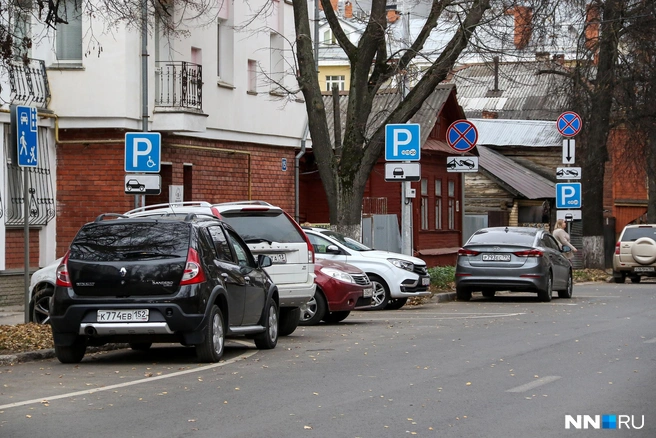 В основном платные парковки находятся в центре города | Источник: Наталья Бурухина / NN.RU